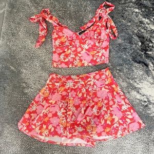 BOOHOO pink and orange set great for vacation and fits amazing 💖💖